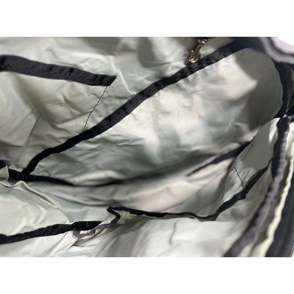 Healthy Back‎ Sling Bag Black Ergonomic Crossbody Travel Lightweight Utility